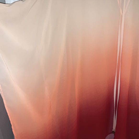 Sheer ombré blouse- plus size - Picture 5 of 7